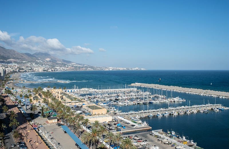 hotel cerca del puerto de fuengirola