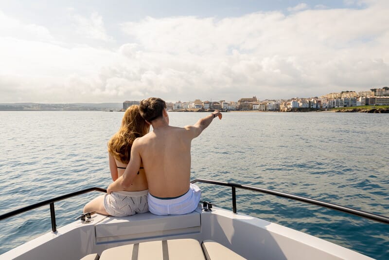 Salida en barco desde Roses